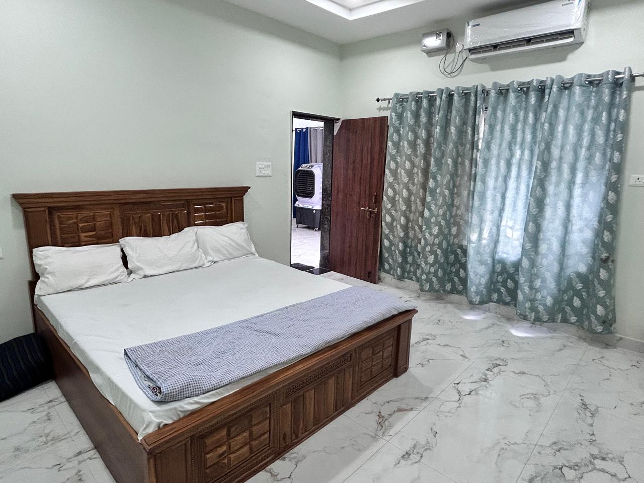 WhatsApp Image 2025-12-23 at 2.59.20 AM